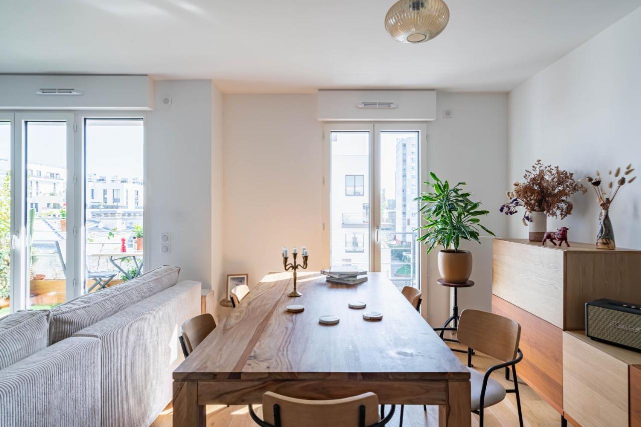 Stunning Apartment With Balcony To Visit Paris 르발루아페레 외부 사진